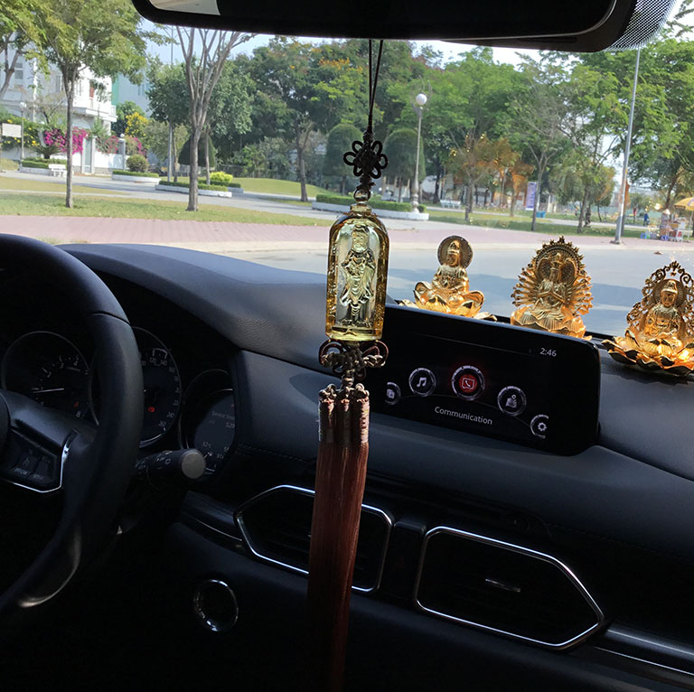 Dây treo xe ô tô đẹp tại Hà Nội