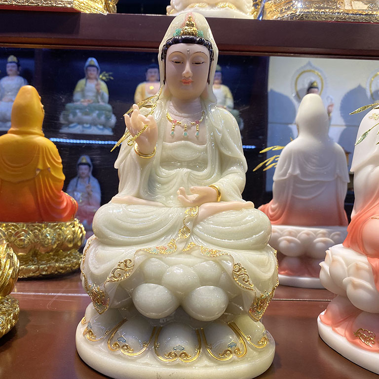 Tượng Phật Bà Quan Âm bằng đá Ngọc, cao 30 cm - mã TPTC 007