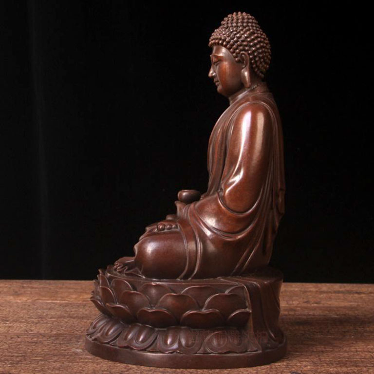 Tượng Phật để ô tô bằng đồng thau tại Hà Nội