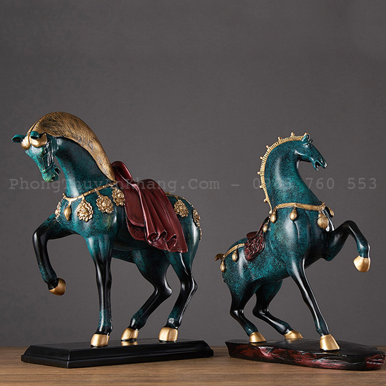 Tượng ngựa chiến La Mã trang trí phòng khách