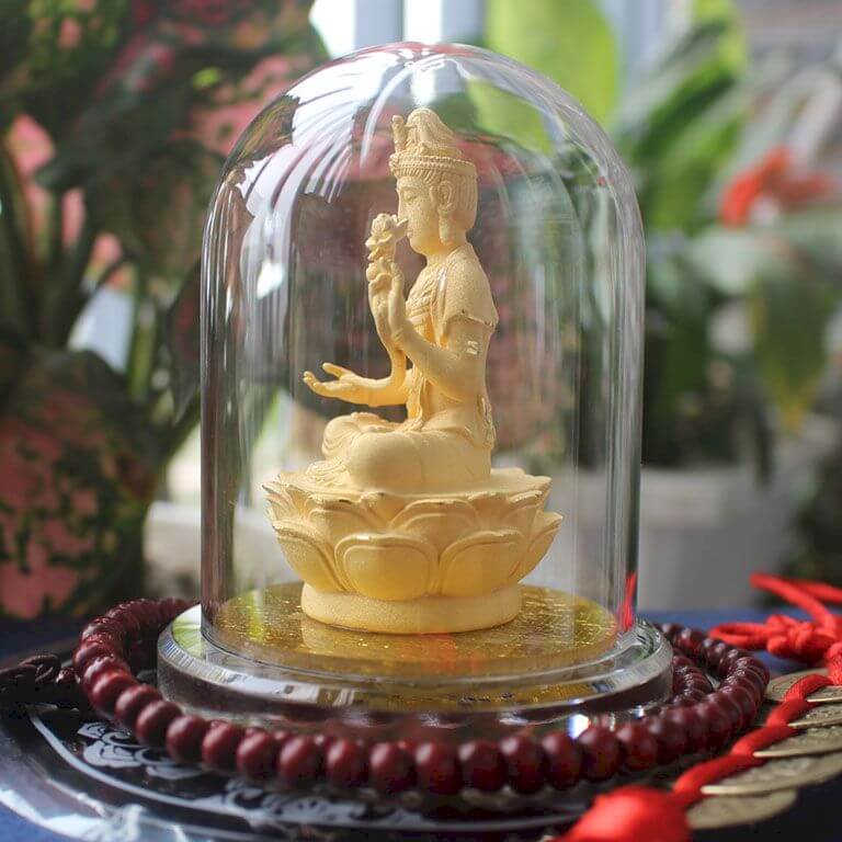 Tượng Phật Đại Thế Chí Bồ Tát kim sa dát vàng cao cấp mang lại may mắn, bình an cho người mệnh Hỏa