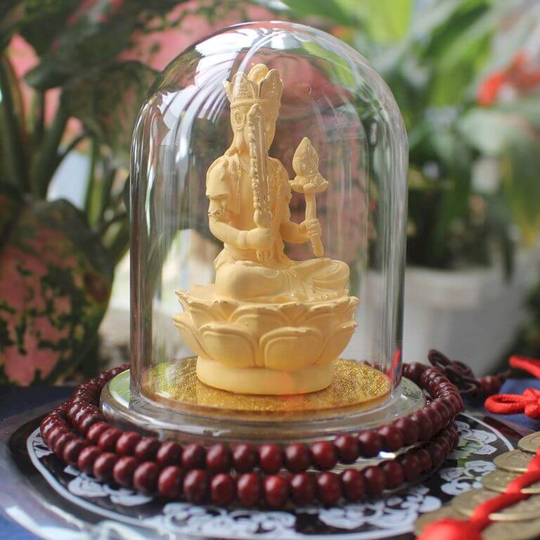 Tượng Phật Hư Không Tạng Bồ Tát kim sa dát vàng cao cấp hợp mệnh Thổ