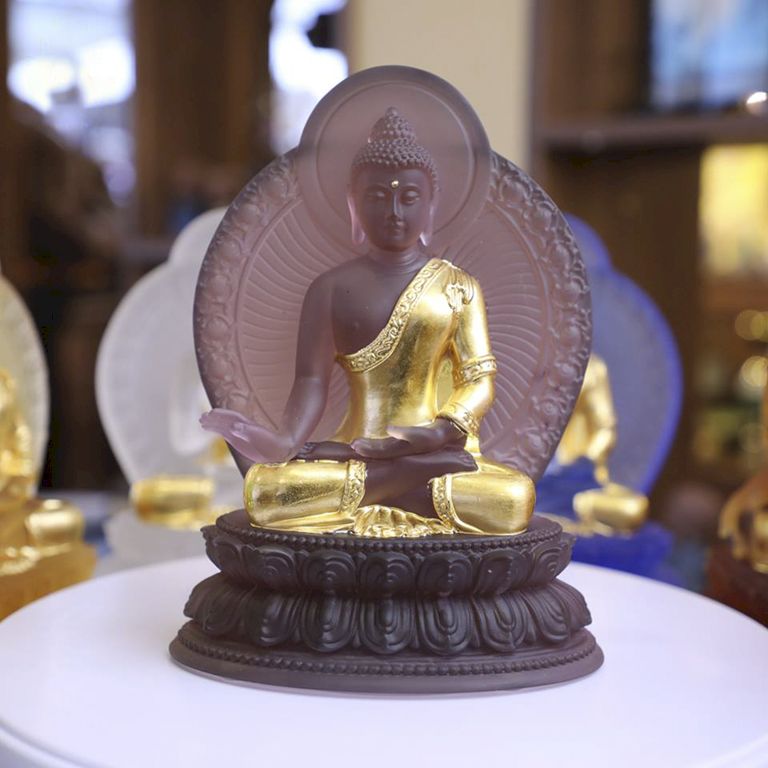 Tượng Phật Dược Sư chất liệu lưu ly dát vàng màu tím tương sinh mệnh Thủy