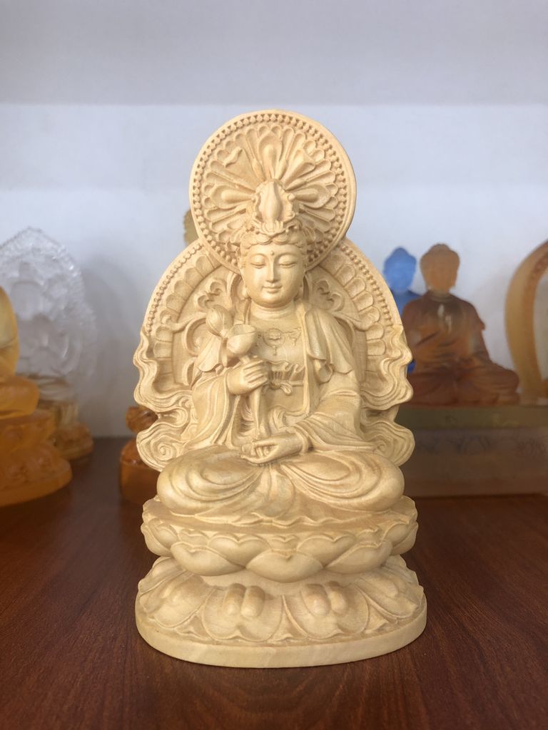Đại Thế Chí Bồ Tát – Phật bản mệnh tuổi Ngọ gỗ Hoàng Dương